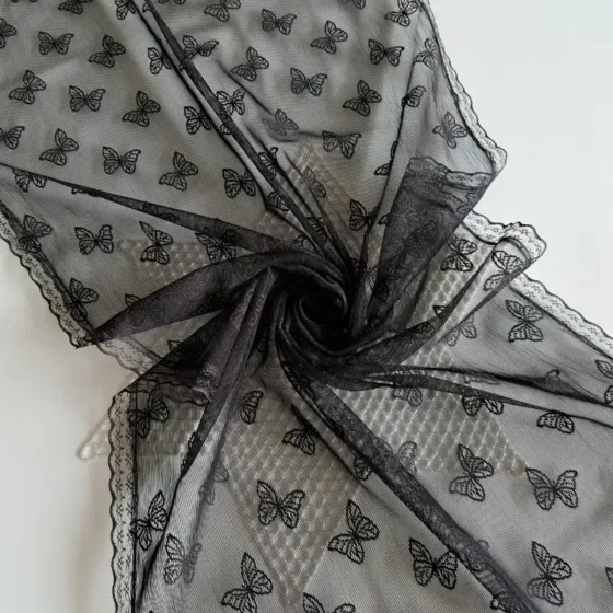 شال تور پروانه ای مشکی حاشیه گیپور ابعاد 170 در 60 سانتی متر
