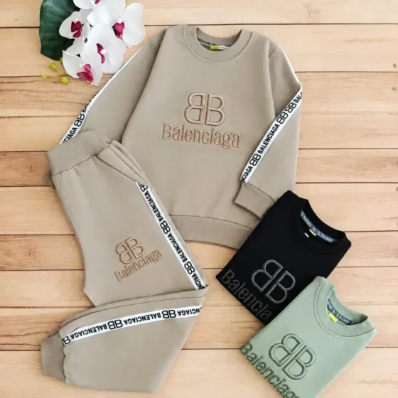 بلوز شلوار دورس بچگانه Balenciaga گلدوزی شده
