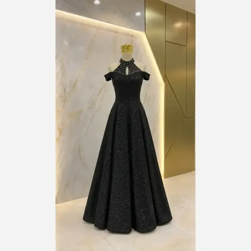 ماکسی مجلسی دانتل چمنی مشکی کاپدار و استردار سایز 38 تا 52 - تصویر 4